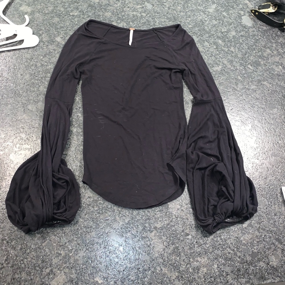Free people scoop neck black oversized sleeve top